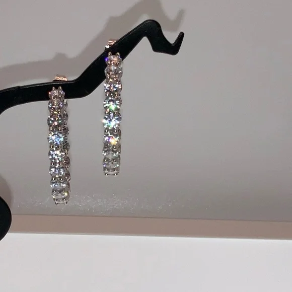 4ct Inside-Out Hoop Earrings - Picture 6 of 11